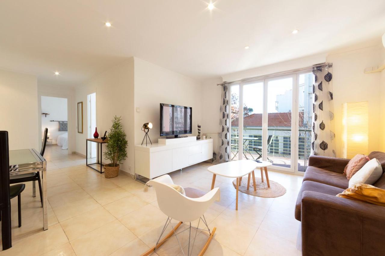 Robert Soleau Bright Design Flat Center Of Antibes Lägenhet Exteriör bild